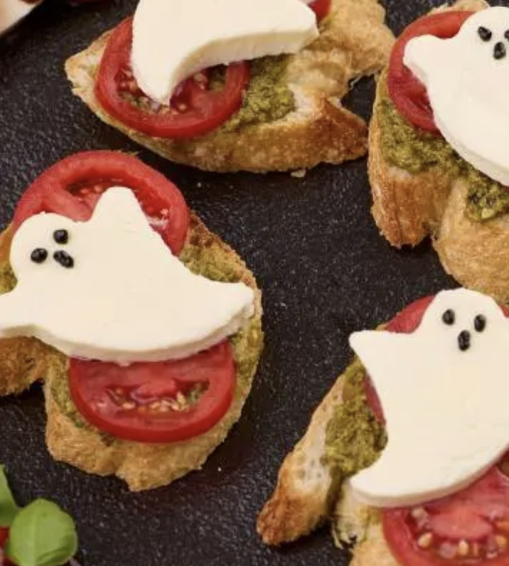 caprese crostini ghosts